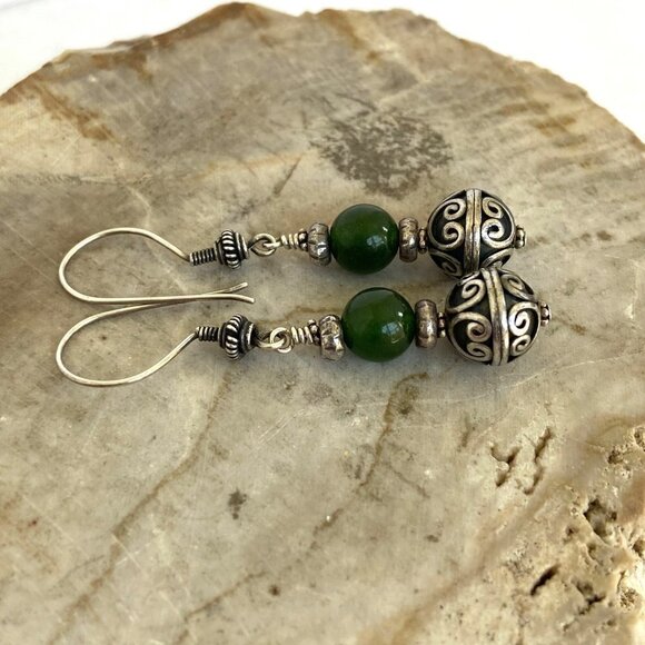Sterling Silver 925 Round Beaded Nephrite Oxidized Scrollwork Dangle Earrings - Picture 16 of 16